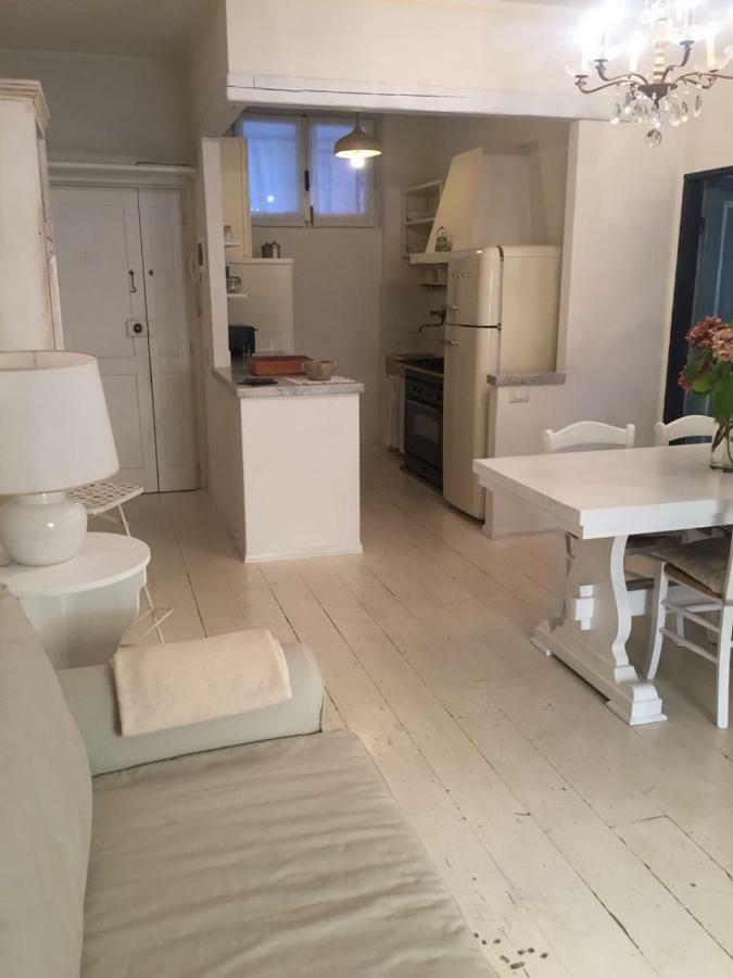 La Casa Di Nonna Gio Apartman Luni Kültér fotó